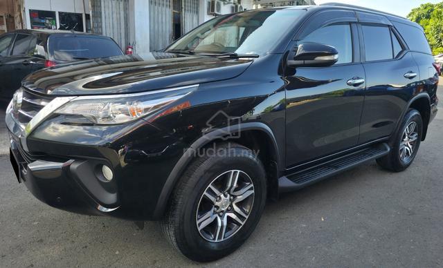 2016 Toyota FORTUNER 2.4 A VRZ 4WD FL (AT) (SUV)🖤 - 1