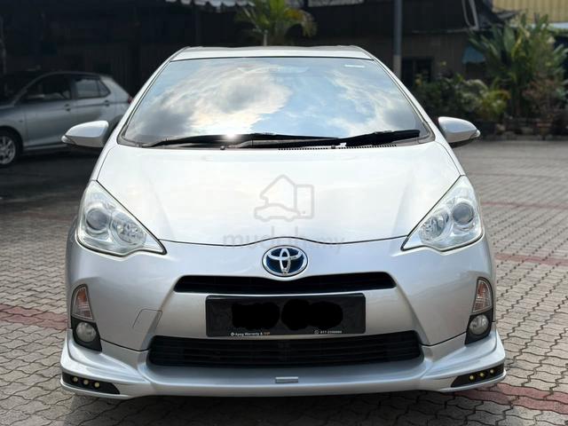 2012 Toyota PRIUS C 1.5 (HYBRID) TRD BODYKIT  (A) - 2