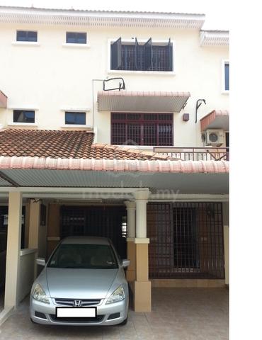 KRYSTAL COUNTRY HOME Fully Renovated 3-ST House (Freehold) for SALE 1