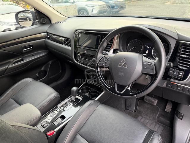 2019 Mitsubishi OUTLANDER 2.4L (A) - 4