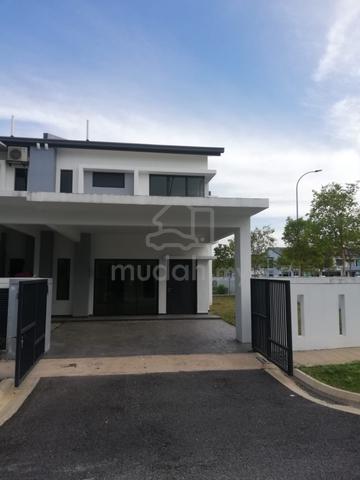 CORNER 2- Storey House @ Woodbury Residence @ Mahkota Hill, Lenggeng 1