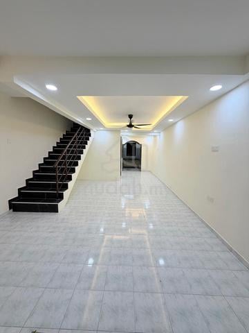 Taman Johor Jaya Jln Teratai 4bed Fully Renovated Below Market Full Ln 1