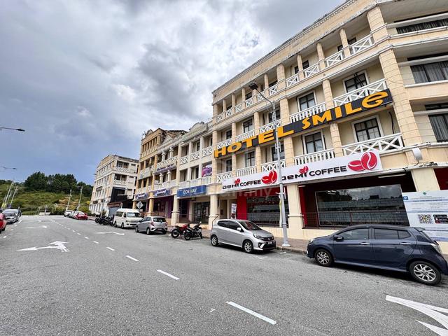 RARE UNIT - 3 Storey Shop Lot Presint 15 Diplomatik Putrajaya 1