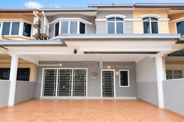 FREEHOLD 20x65 Terrace House, Renovated. taman Seri Putra 2 Sg Buloh 1