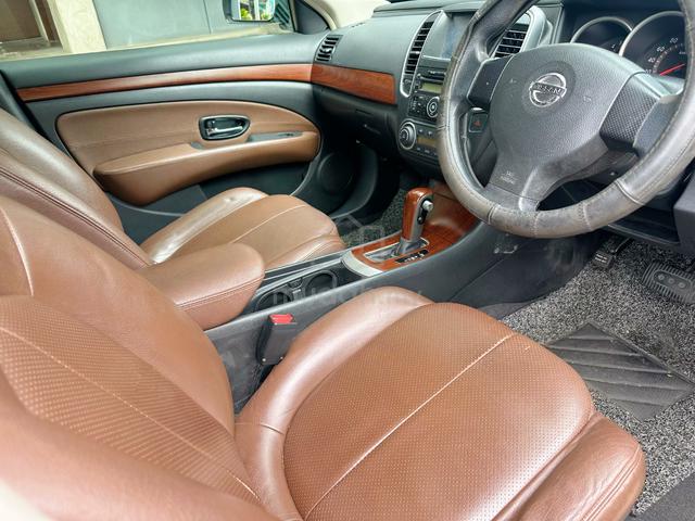 TRUE 2012 Nissan SYLPHY 2.0 AUTO teacher owner - 4