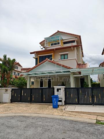 3 Storey Bungalow House at Avalon Hill Bandar Rahman Putra 1