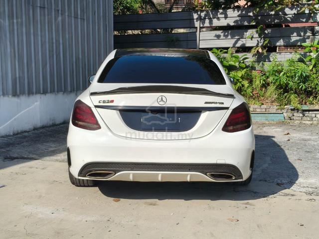 2017 Mercedes C200 AMG LINE (CKD) FREE WARRANTY - 4