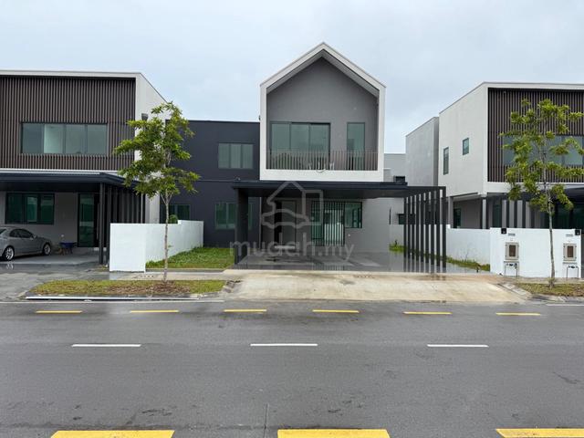 SOL Estate gated and guarded double storey semi detached house. 1