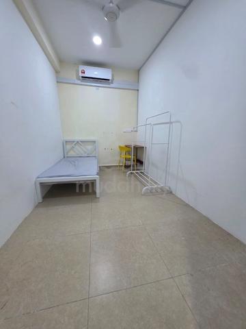 Single Small Room for Rent in Bandar Puchong Jaya Near IOI Mall 1