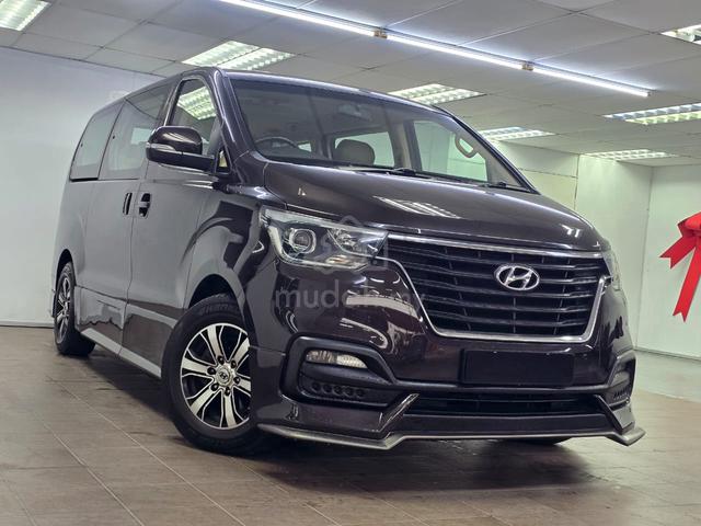 2018 Hyundai GRAND STAREX 2.5 ROYALE FACELIFT (A) - 1
