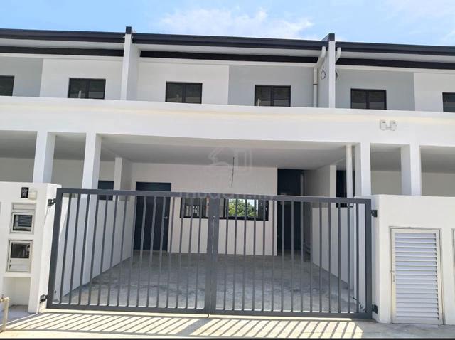 2 storey Terrace house (Town Villa) @ Rimba Hill Kinarut for Rent 1