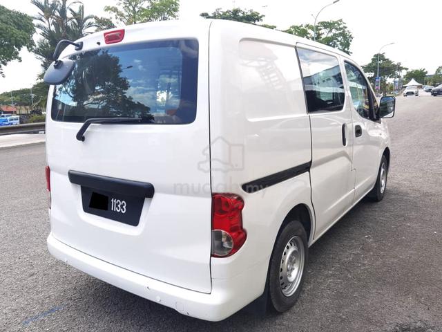 Y2013 NV200 SEMI PANEL1.6 Super Low Mileage 4xkm - 2