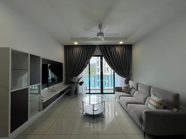 Queens Residences Q1 @ Queens Waterfront 1