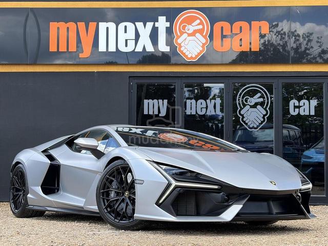 2024 Lamborghini Revuelto - 1
