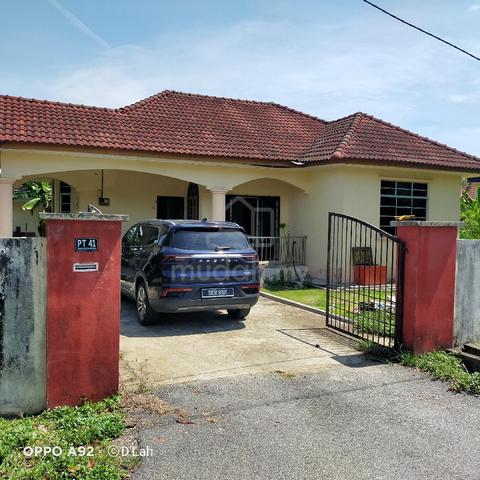 Rumah banglo tanah luas 1