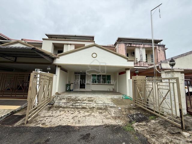 Hidden Gem, Below Bank Value Terrace House @ Stapok Utara, Kuching. 1