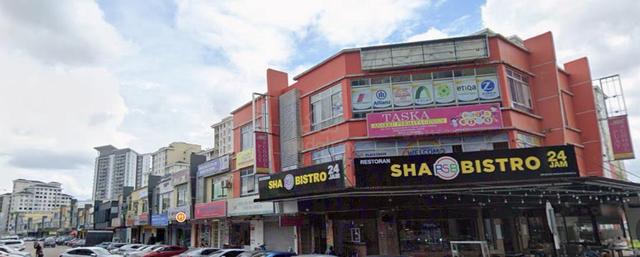 Taman Larkin Idaman Three Storey Shop office End Lot Unit 1