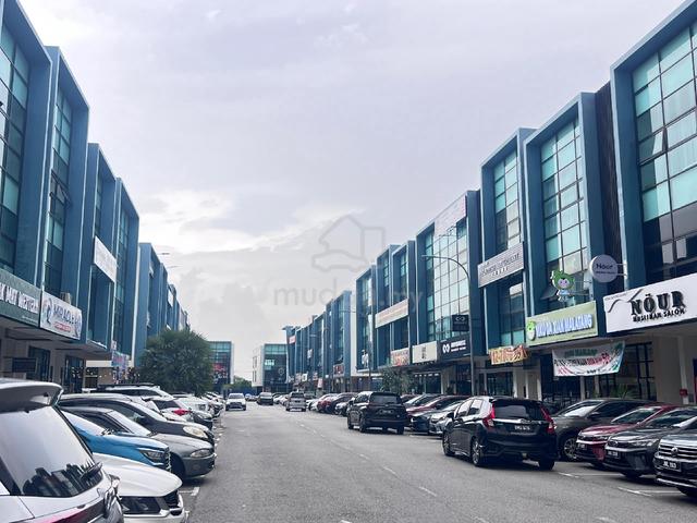 Dato Onn Perjiranan 4/x Shoplot- Ground Floor For Rent! 1