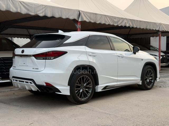 2022 Lexus RX300 2.0 F-SPORT TRD BKIT BLK INTERIOR - 4