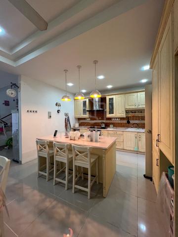 SUPER WORTH !! Beverly Hill 3 Storey Terrace 2900 Sf @ Tanjung bungah 1