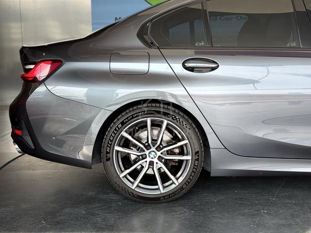 2021 Bmw 320i SPORT 2.0L Low Mileage Free Service - 4