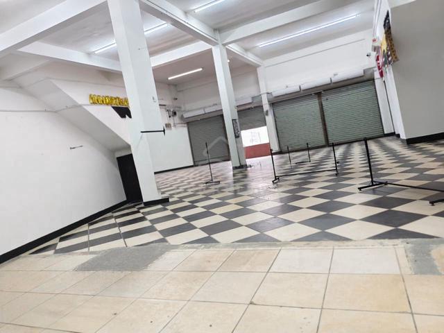 3 Adjoining Shoplot | Facing main road Shoplot | Jalan Bukit Tambun 1