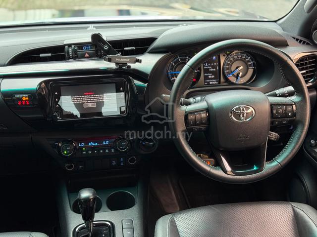 2022 Toyota HILUX 2.8 ROGUE (A) - 4
