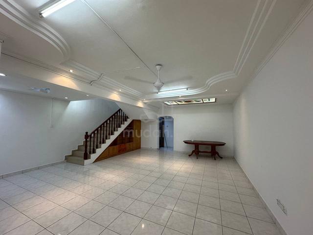 Double Storey / Jalan Permas 14/2 / just opposite Strait View Condo 1
