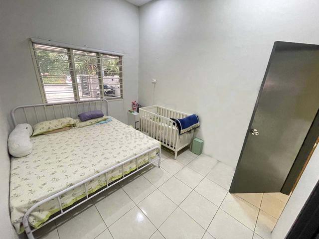 Freehold Facing Open End Lot Fully Renovated 1st Storey Kapar Selangor 5