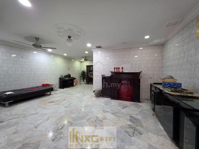 Batu Belah Double Storey Renoveted House @ Klang 1