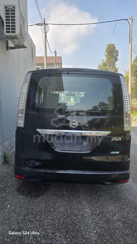 2013 Nissan SERENA 2.0 S-HYBRID HIGHWAY STAR - 2