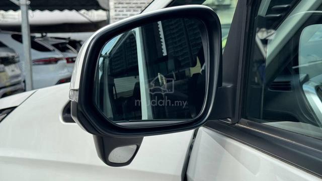 Toyota Voxy 2.0 Fullspec 8 seater Unreg - 5