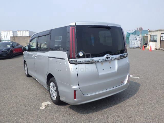 2022 Toyota NOAH 2.0 X (A) FULL LOAN💯 - 2