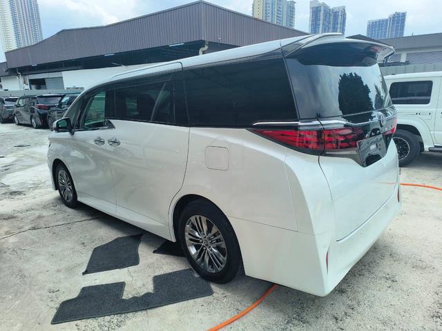 2024 Toyota ALPHARD 2.5 Z/ GRADE 5A / 4K KM ORI - 4