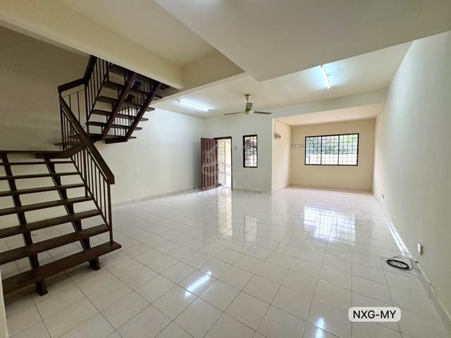 FACING OPEN!BELOW MARKET! 2 Storey House Kota Kemuning Anggerik Aranda 1