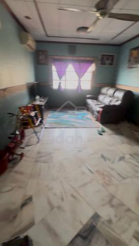 Flat PKNS 1