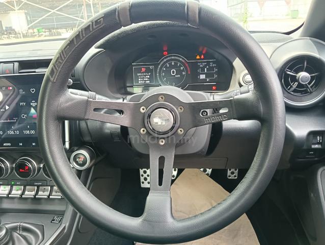 2023 Toyota GR86 RZ (M) MOMO STEERING & +++ OFFER - 5