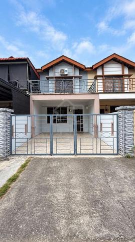 JLN MERAK TMN SCIENTEX PG l FULL LOAN l BELOW MARKET I RENOVATION 1