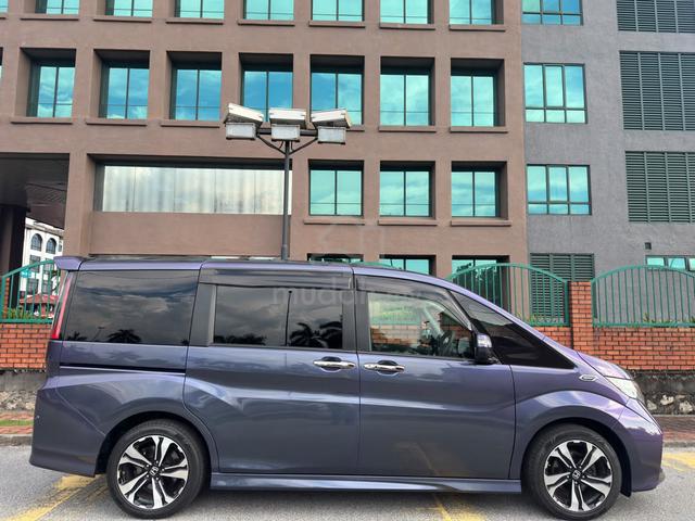 TURBO⭐2017 Honda STEPWAGON 1.5 7 SEAT COOL SPIRIT - 3