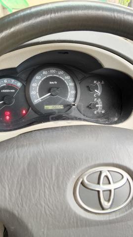 2009 Toyota INNOVA 2.0 E FACELIFT (A) - 5