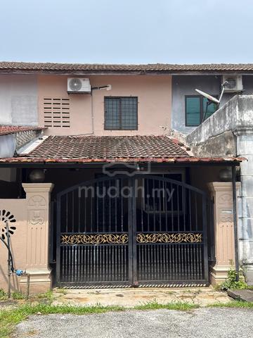 FACING OPEN Double Storey Teres Bandar Rinching, Semenyih 1
