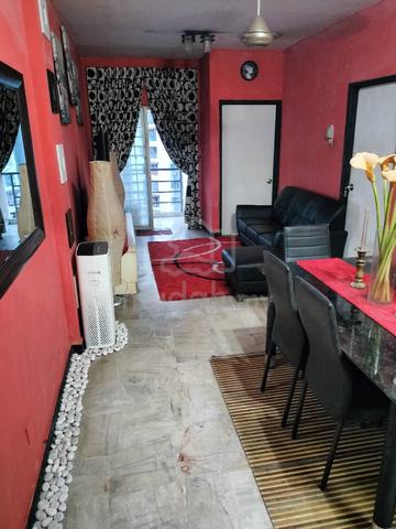 Teratai Mewah Apartment (Medium Room) 1