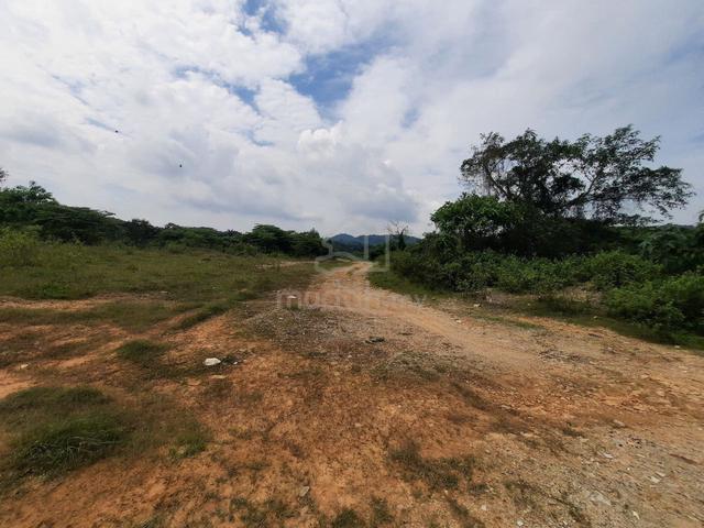 Tanah 3 Ekar Bukit Cerakah Puncak Alam 1