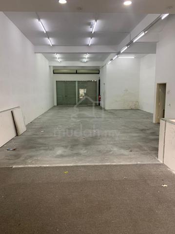 [Good ROI]Shop Lot Bandar Baru Uda - 3 Strorey👍🏻‼️ 4