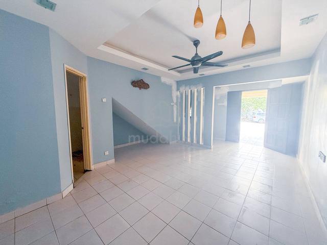 3 STY Fully Renovated Taman Bukit Permata 3