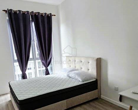 LakeFront Residence 1