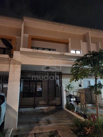 GATED GUARDED Semenyih Villa Kesuma Townhouse (GROUND FLOOR) 1