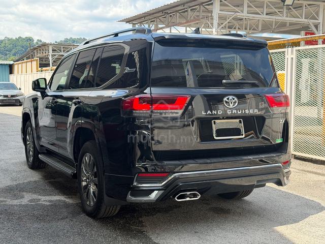 5A BLACKSEAT 2023Toyota LANDCRUISER 3.5 ZX FULSPEC - 4