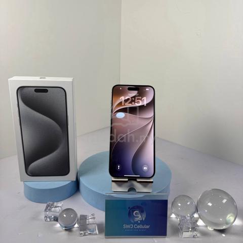 iPhone 15 Pro Max 256GB Natural Titanium - photo 2 of 5