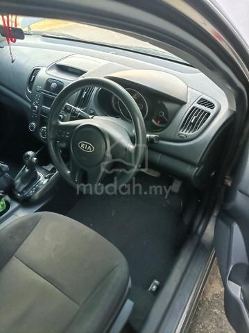 2011 Kia FORTE 1.6 KOUP EX (A) - 4
